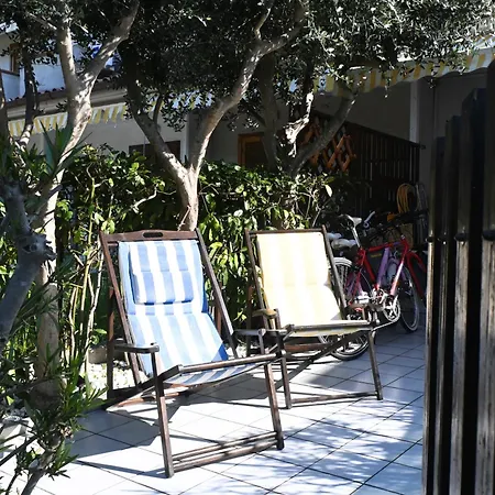 M450 - Marcelli, Delizioso Bilocale Con Patio Appartement Marcelli