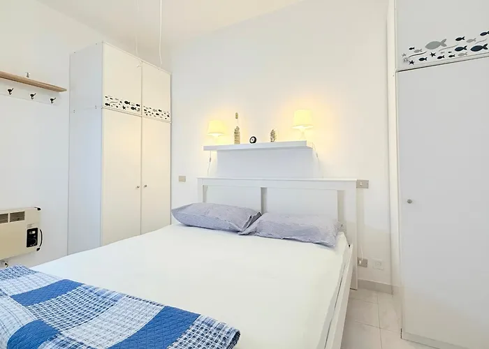 M450 - Marcelli, Delizioso Bilocale Con Patio *